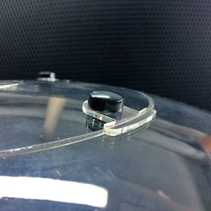Лючок для пластиковой прозрачной полусферы из оргстекла